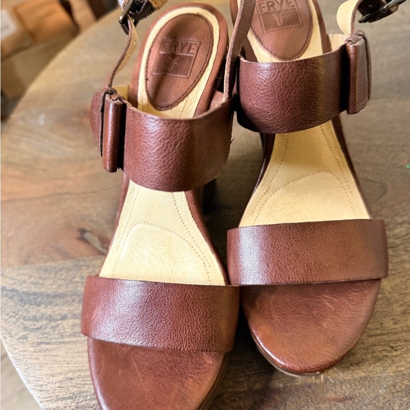 Frye Alessandra Belt Sling Platform Heeled Sandals - Picture 4 of 6